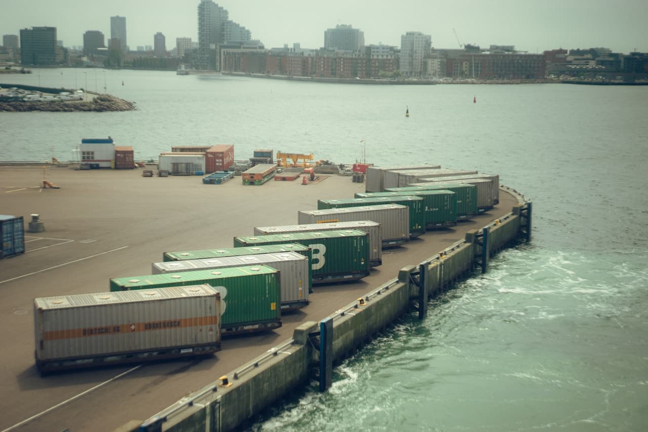 Built for cross-border & international fulfillment
