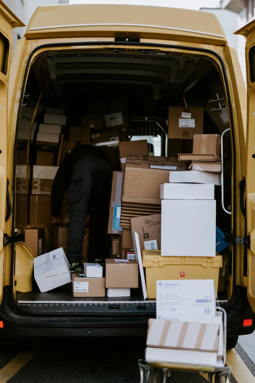 Built for parcel & small packet fulfillment