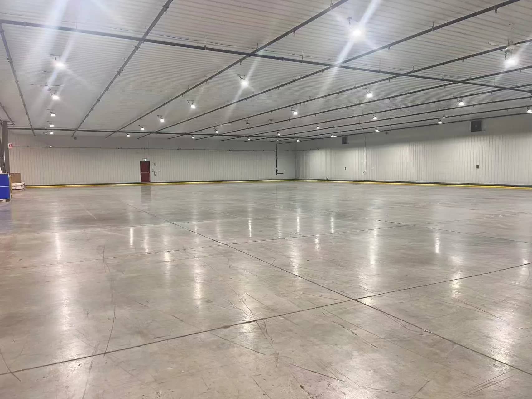 Warehouse in Rigaud, Quebec
