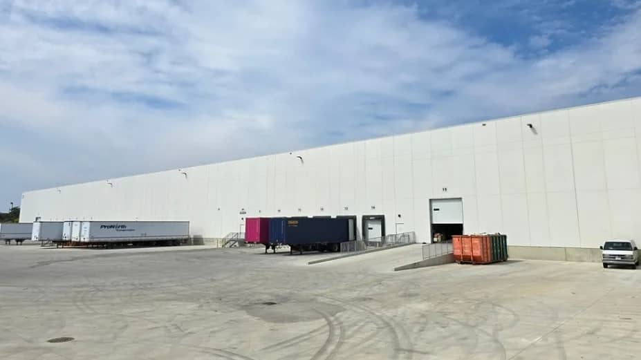 Warehouse in Etobicoke, Ontario