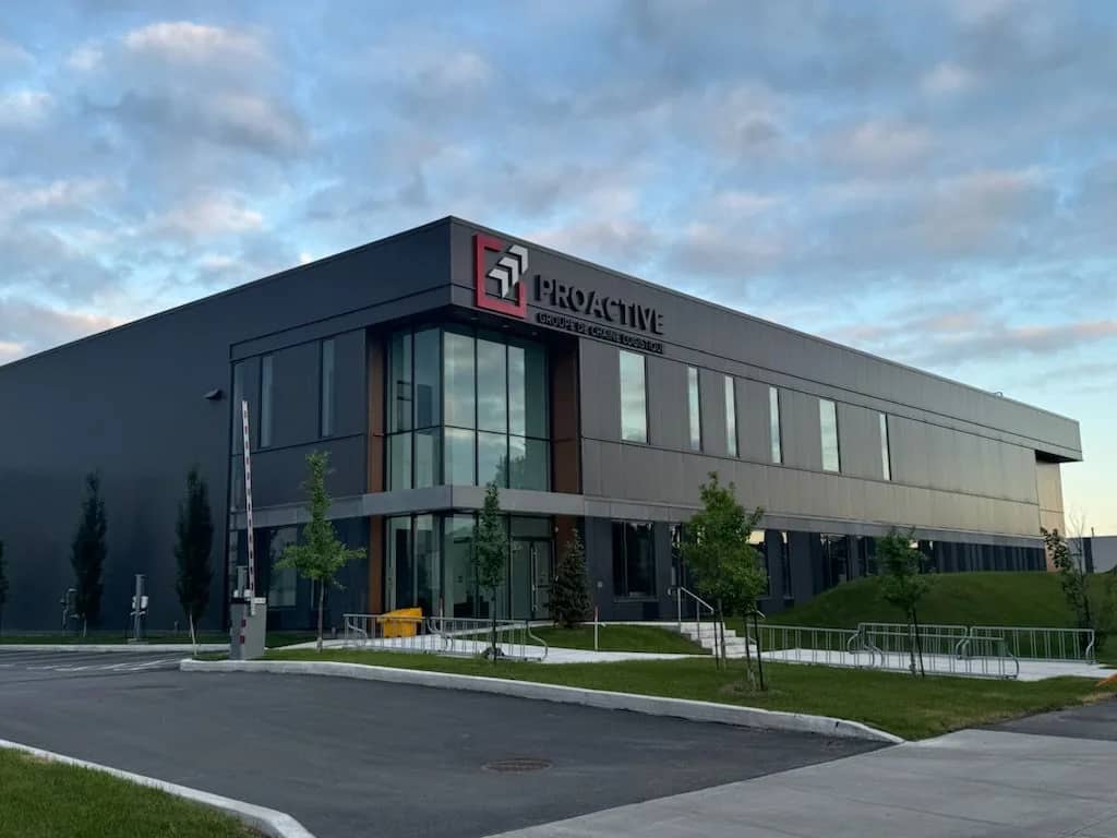 Warehouse in Mercier - Hochelaga-Maisonneuve, Quebec