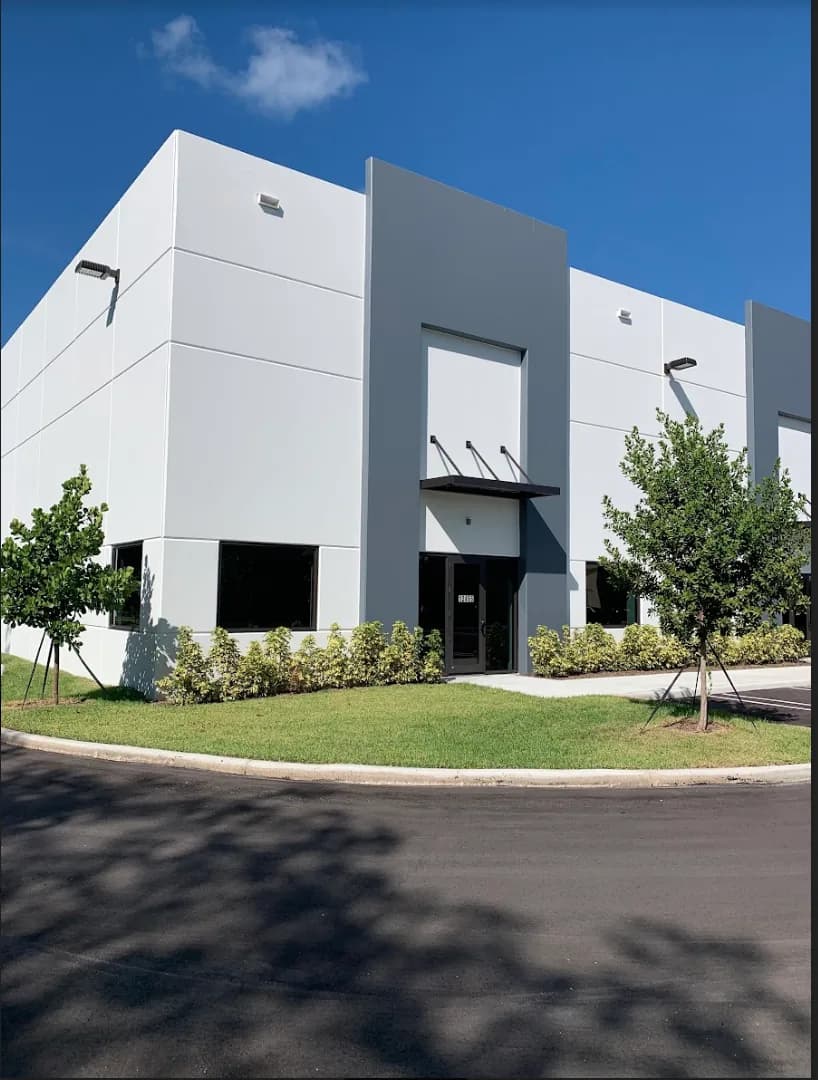 20,000 SQFT Warehouse Coral Springs, FL