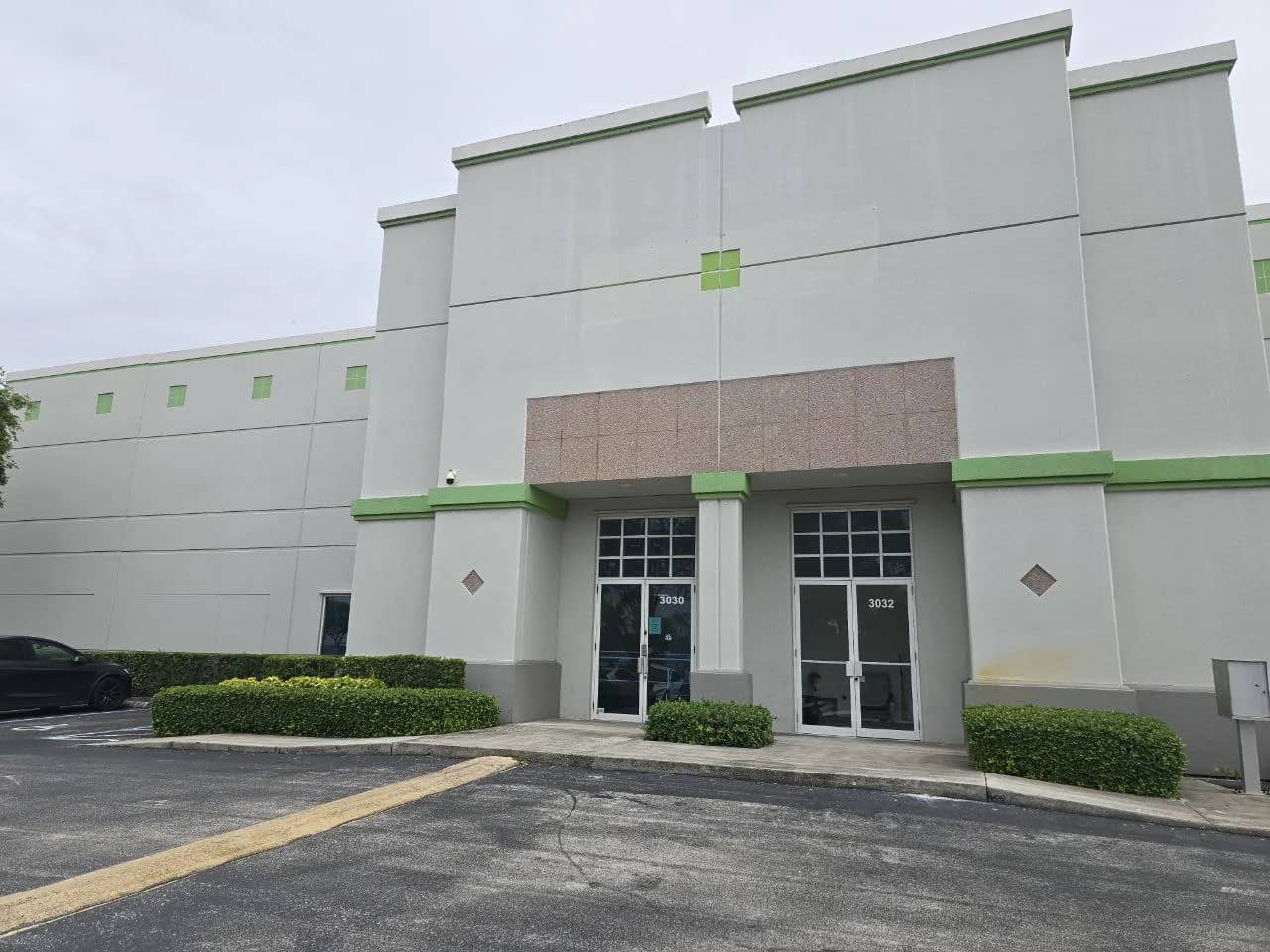 Warehouse in Fort Lauderdale, Florida