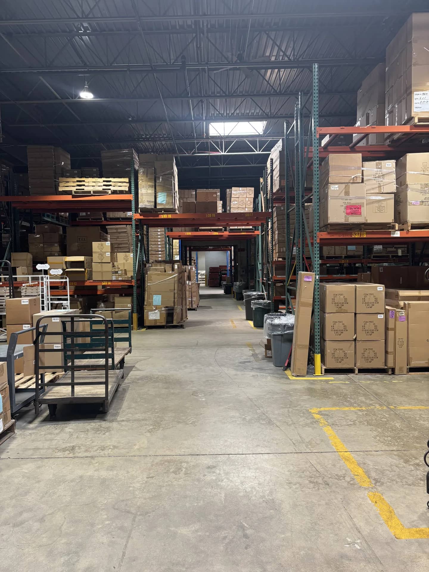 Warehouse in Roselle, Illinois