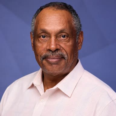 Konis Moore